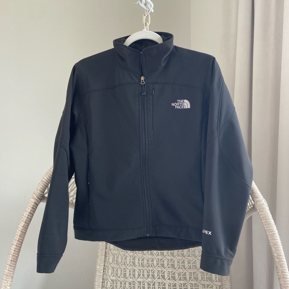 BLACK NORTH FACE JACKET